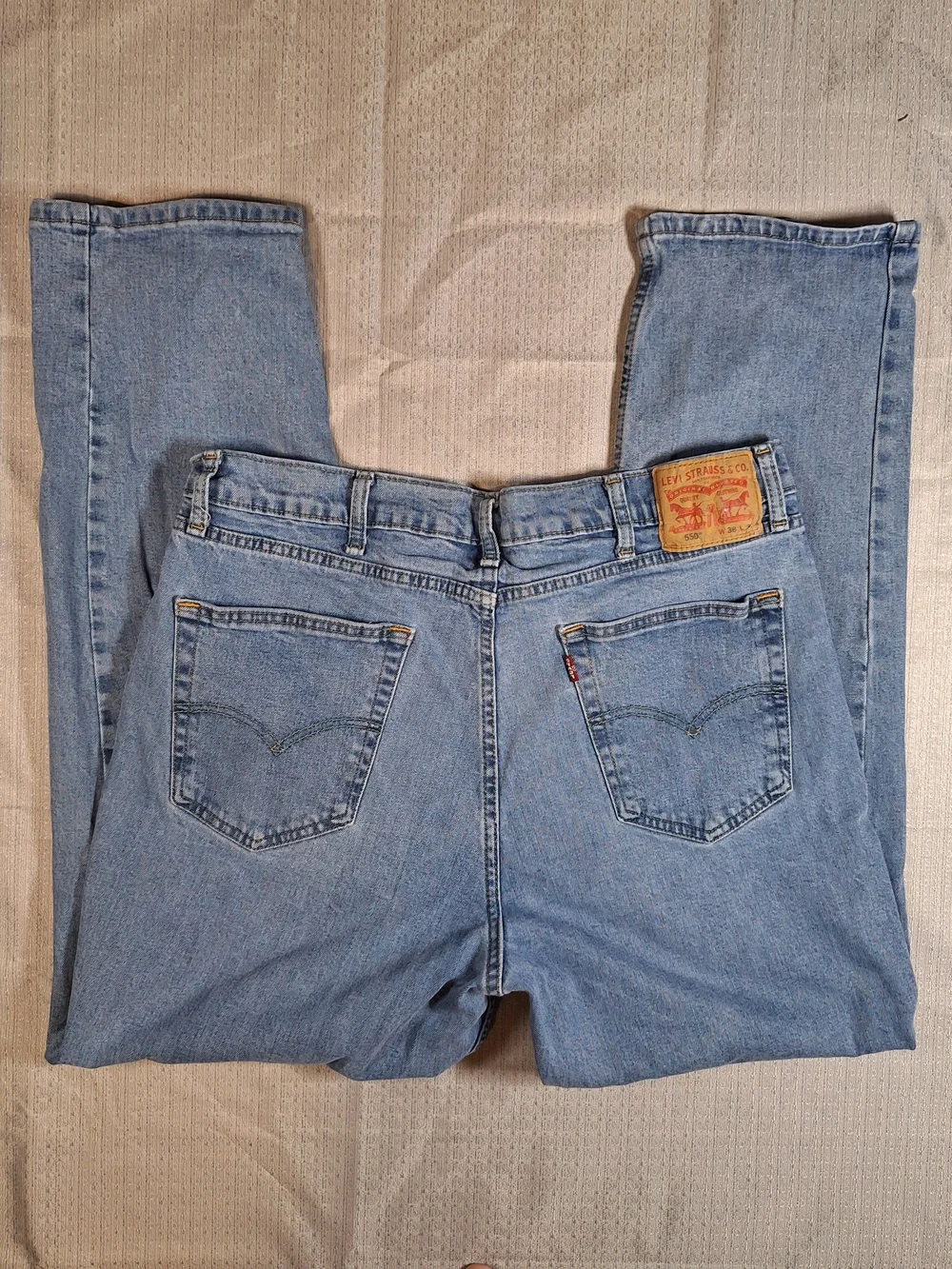 Levis levi 550